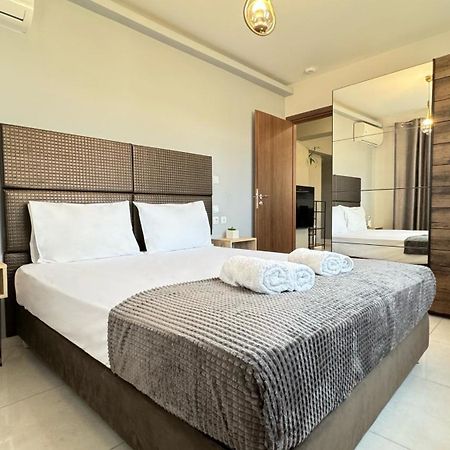 Unique1 - Two Bedroom Private Lux City Apartment Ираклион Экстерьер фото